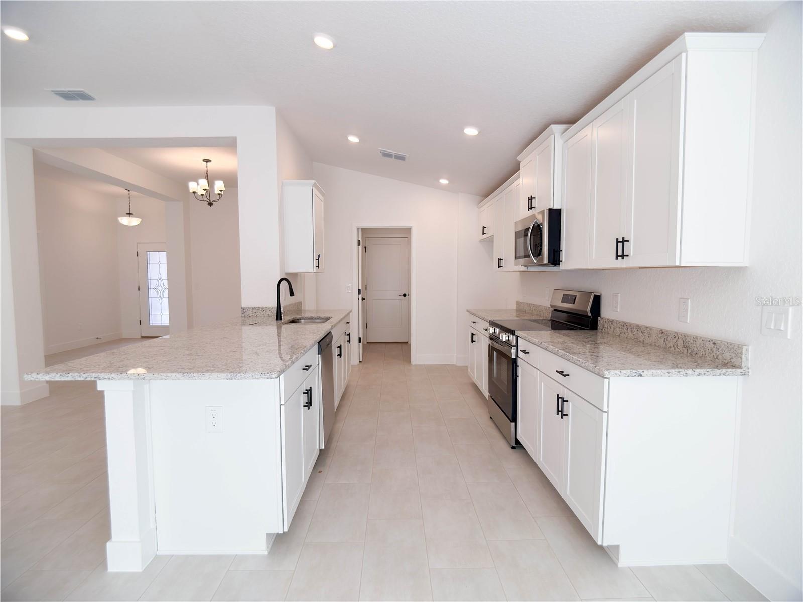 Image 10 of 27 For 4575 32nd Place