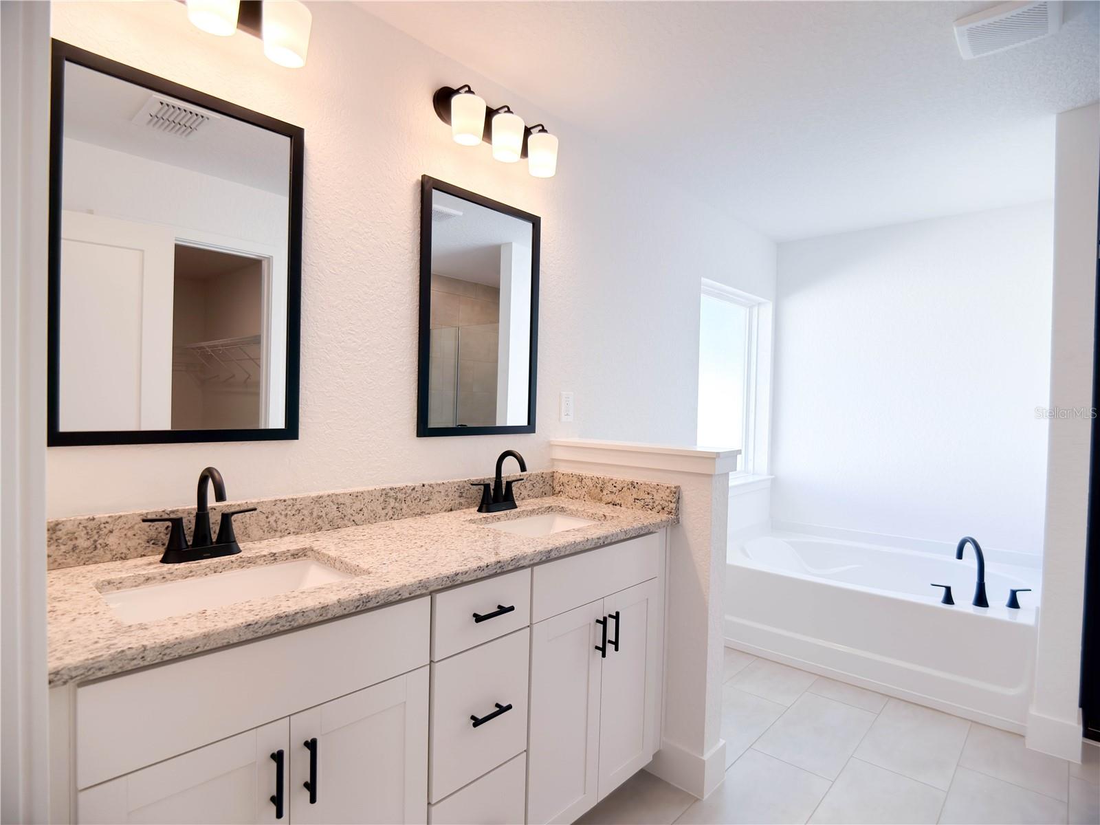 Image 18 of 27 For 4575 32nd Place