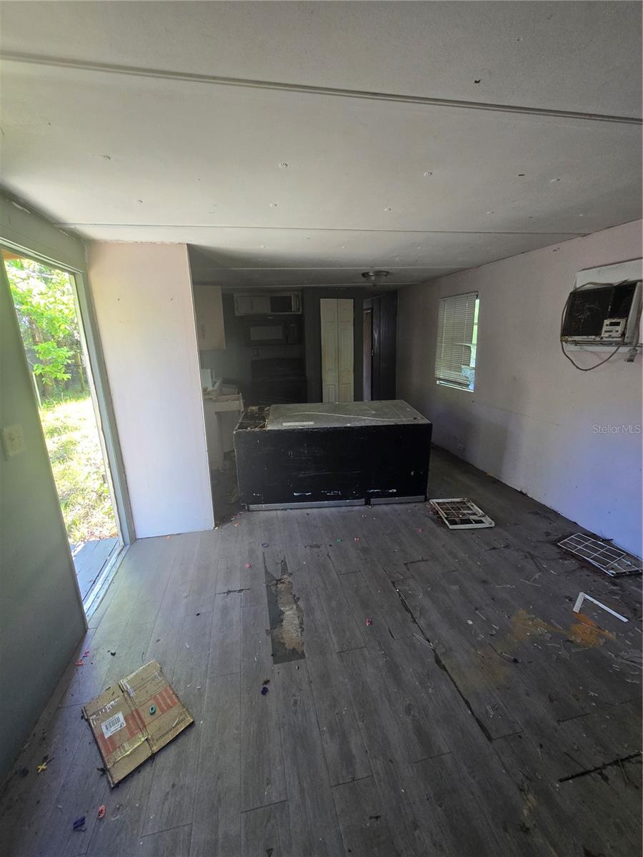 Image 5 of 7 For 1212 Pine Street