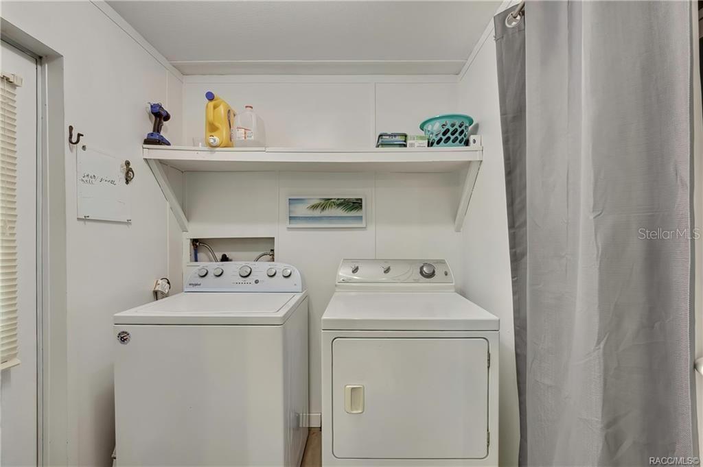 Image 11 of 51 For 27170 Townsend Boulevard