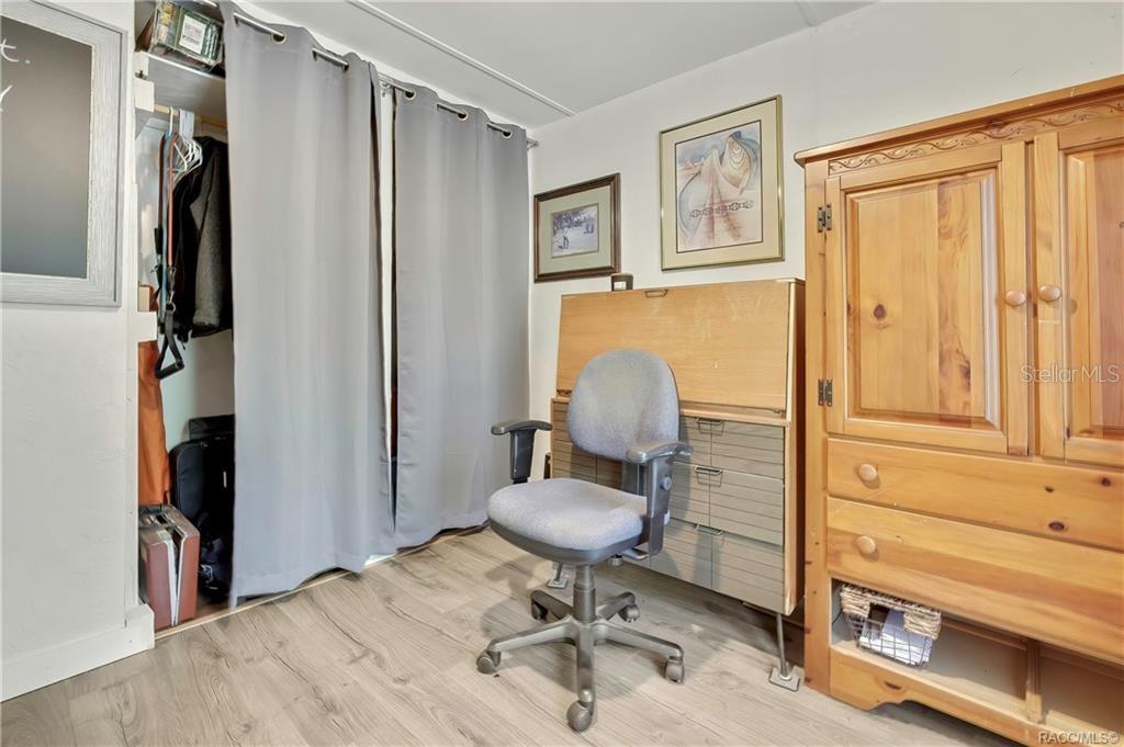 Image 27 of 51 For 27170 Townsend Boulevard