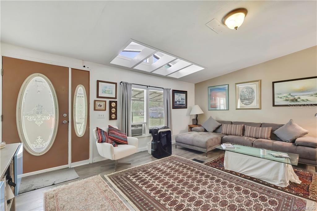 Image 6 of 51 For 27170 Townsend Boulevard