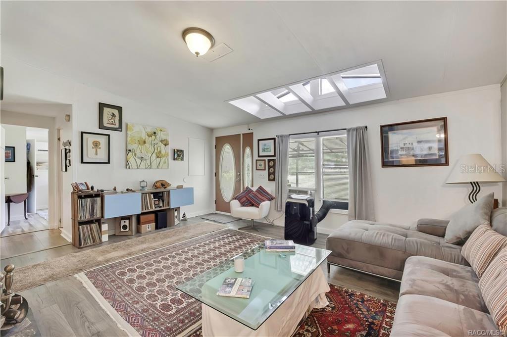 Image 7 of 51 For 27170 Townsend Boulevard