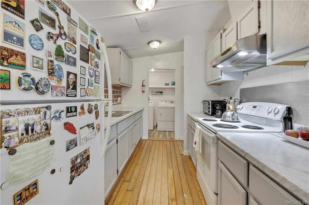 Image 8 of 51 For 27170 Townsend Boulevard