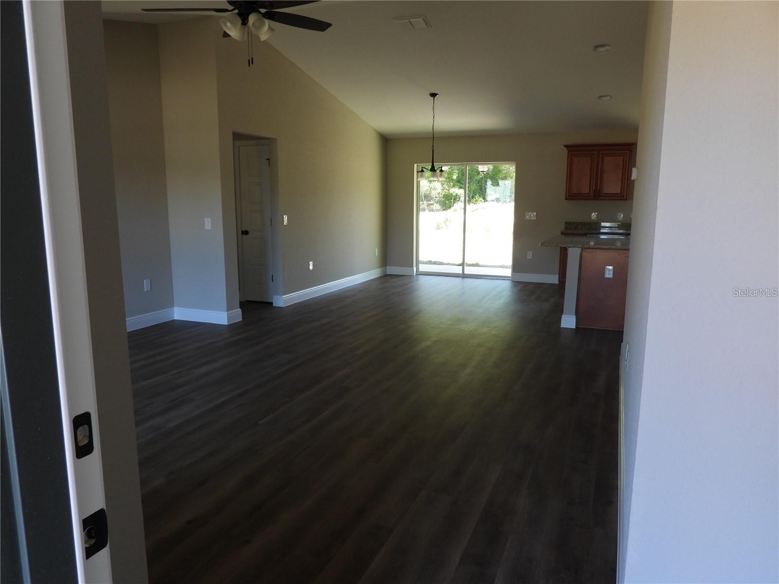 Image 2 of 10 For 3 Bahia Court Lane