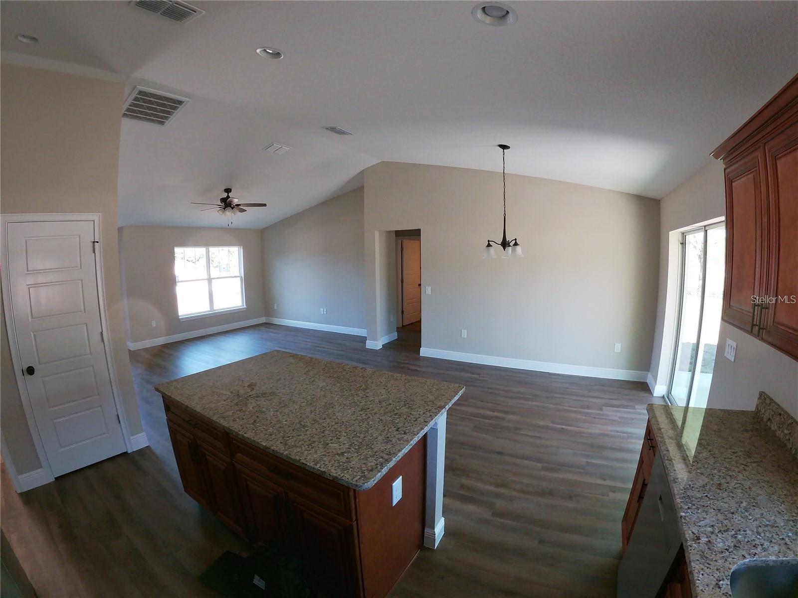 Image 4 of 10 For 3 Bahia Court Lane