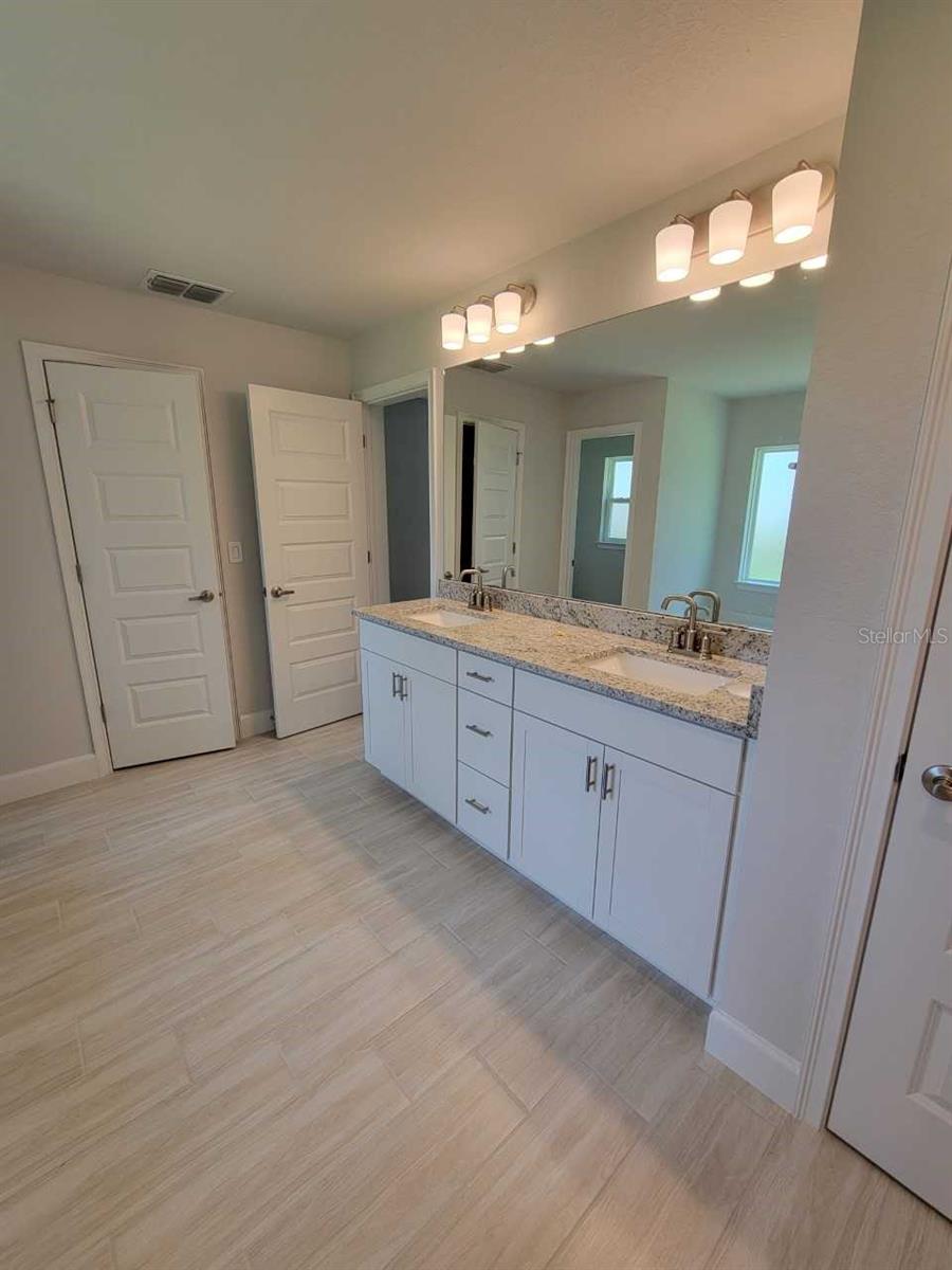 Image 26 of 32 For 16587 55th Court Road