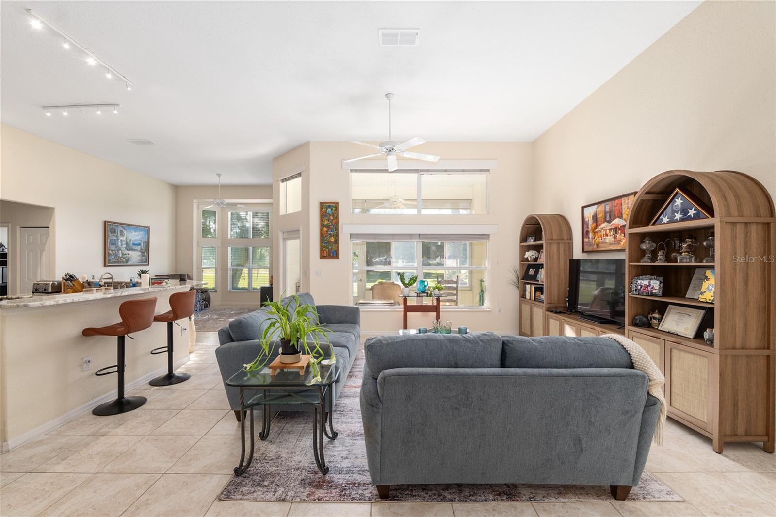 Image 14 of 80 For 10801 Sw 71st Ave