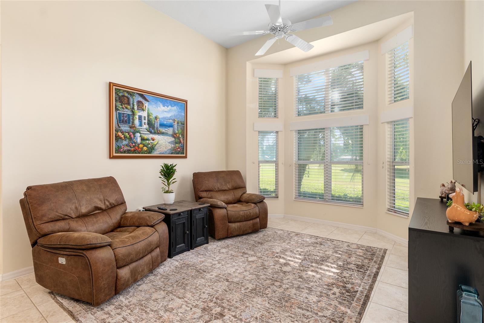 Image 17 of 80 For 10801 Sw 71st Ave