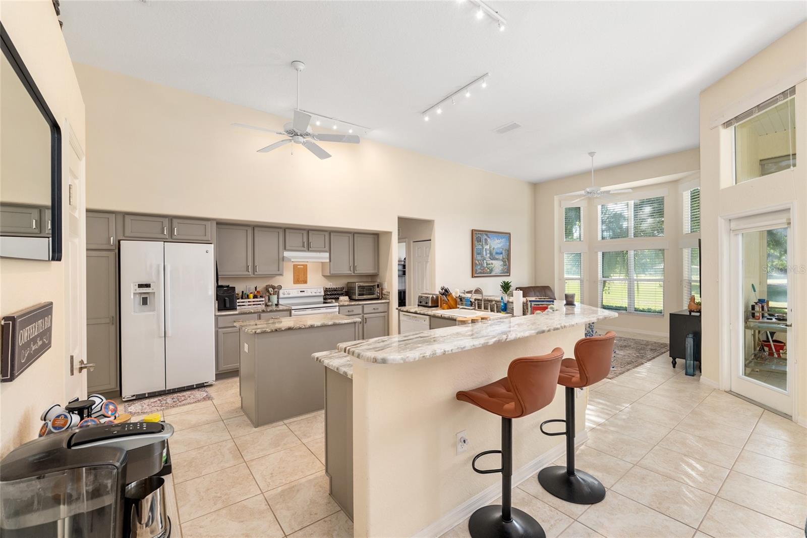 Image 26 of 80 For 10801 Sw 71st Ave
