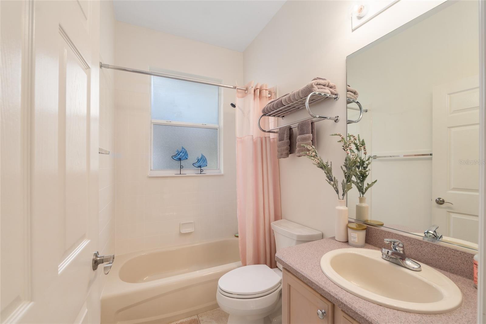 Image 29 of 80 For 10801 Sw 71st Ave
