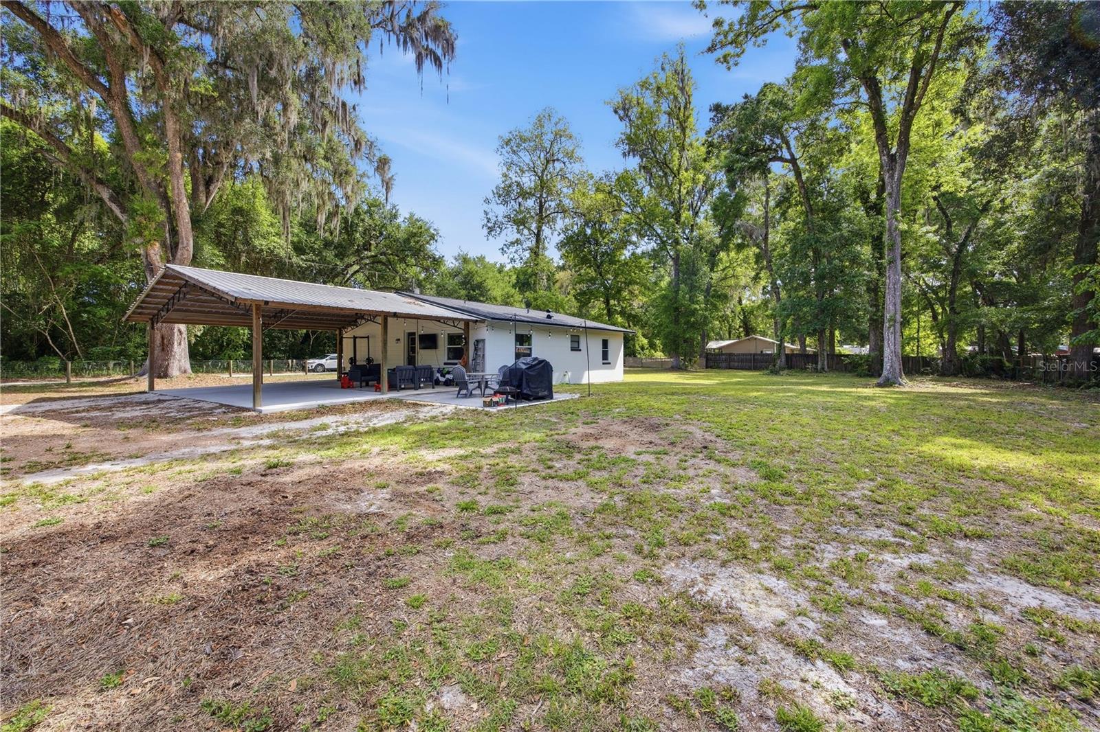 Image 21 of 33 For 4240 132nd Place