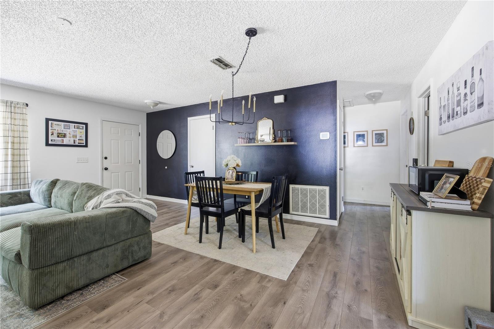 Image 9 of 33 For 4240 132nd Place