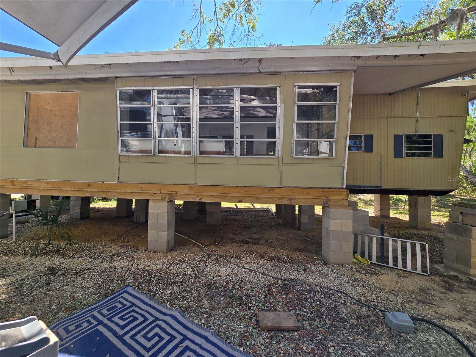 Image 16 of 34 For 14272 Sutton Court