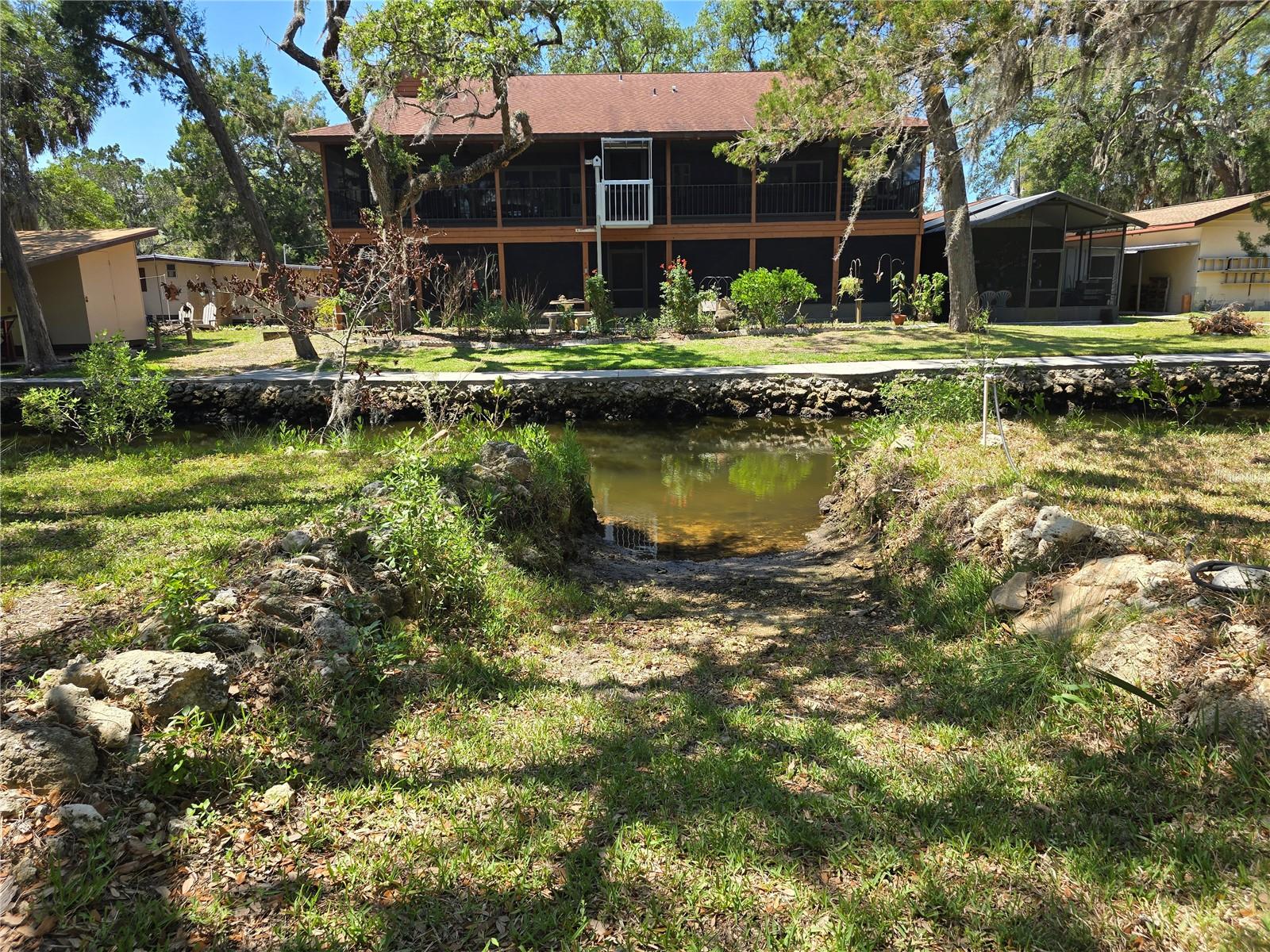 Image 23 of 34 For 14272 Sutton Court