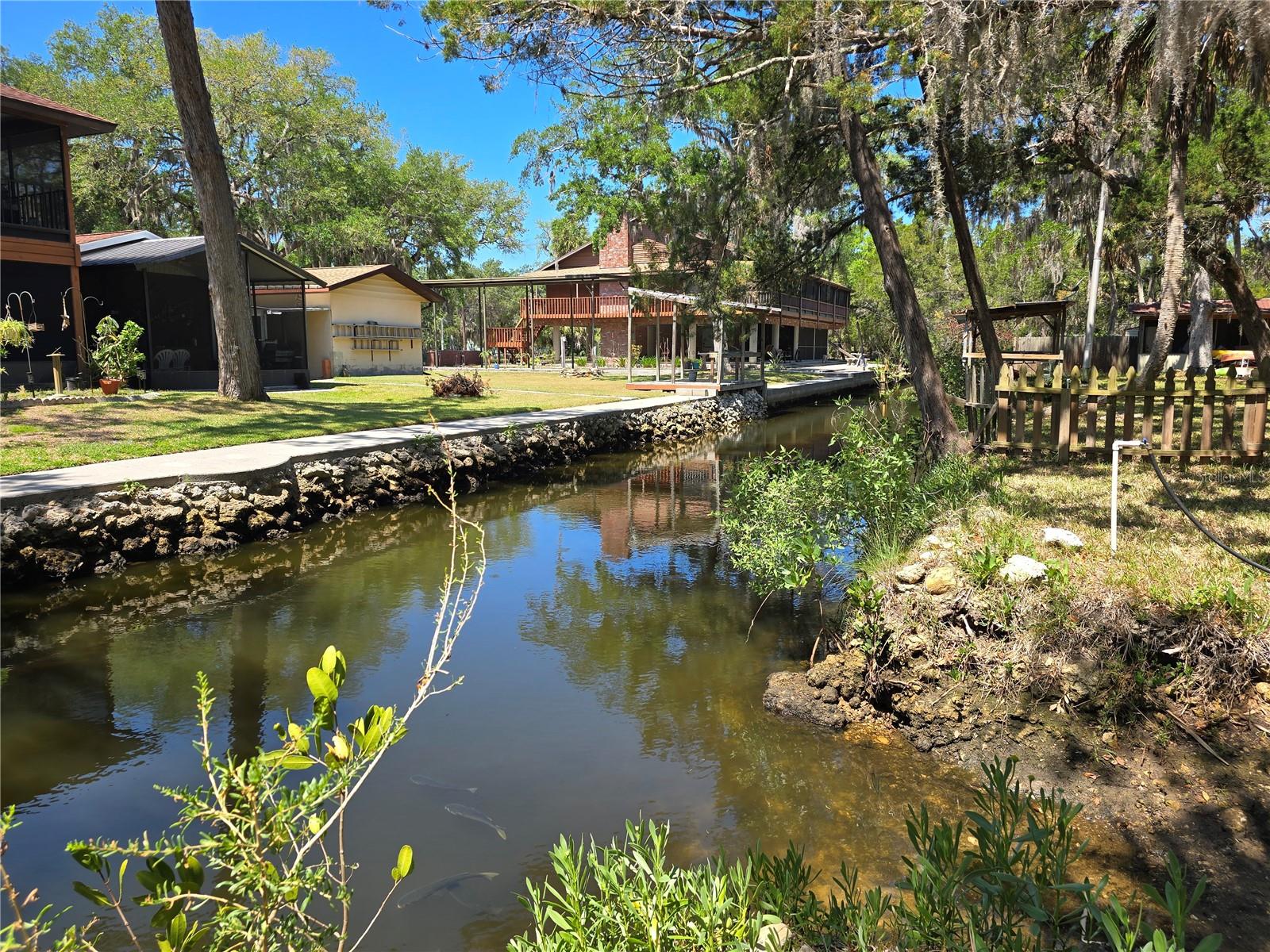 Image 27 of 34 For 14272 Sutton Court