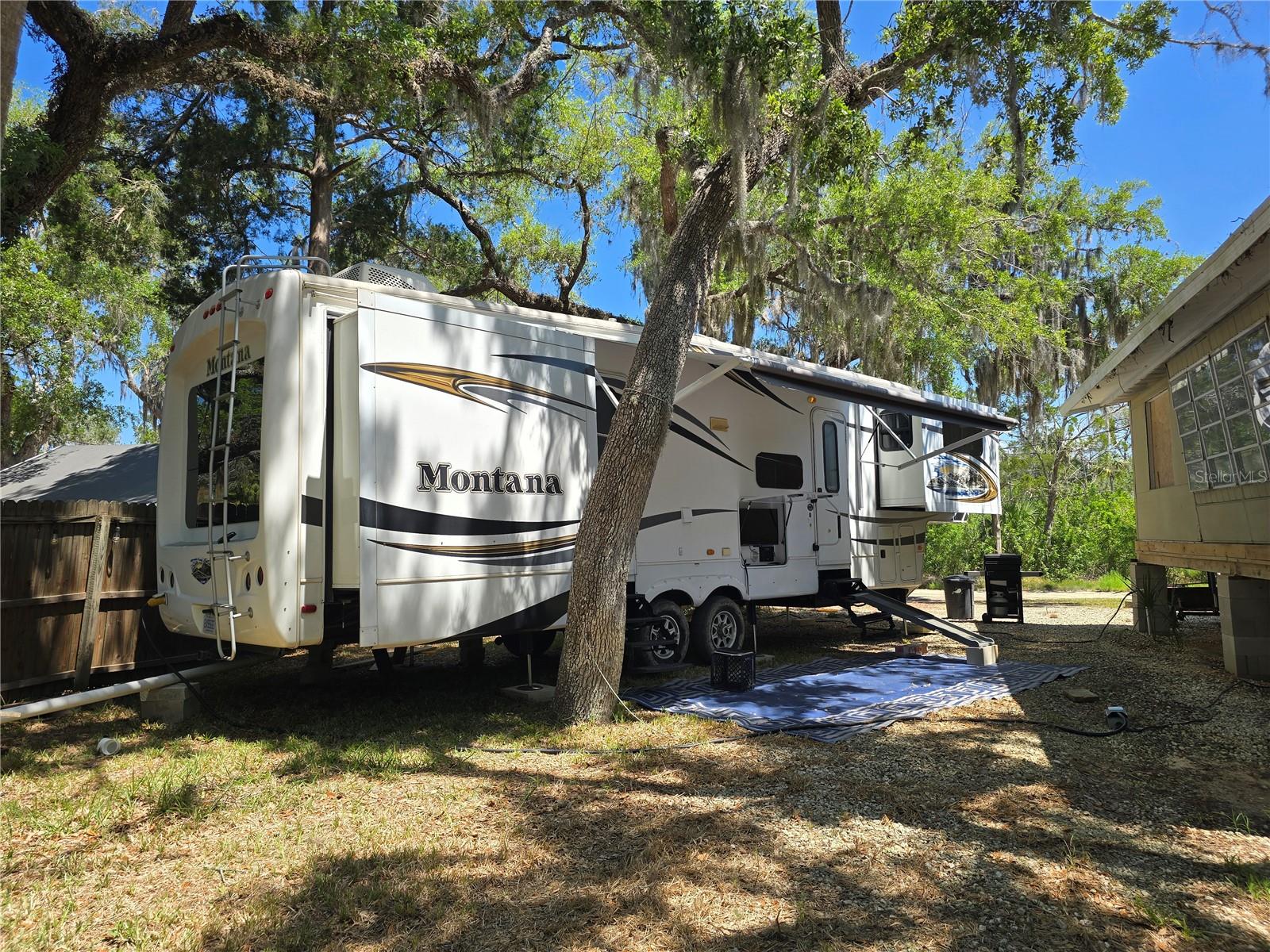 Image 31 of 34 For 14272 Sutton Court