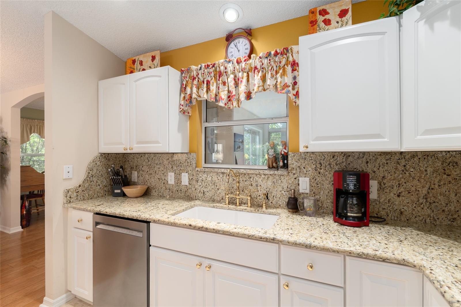 Image 10 of 28 For 9430 177th Simons Lane