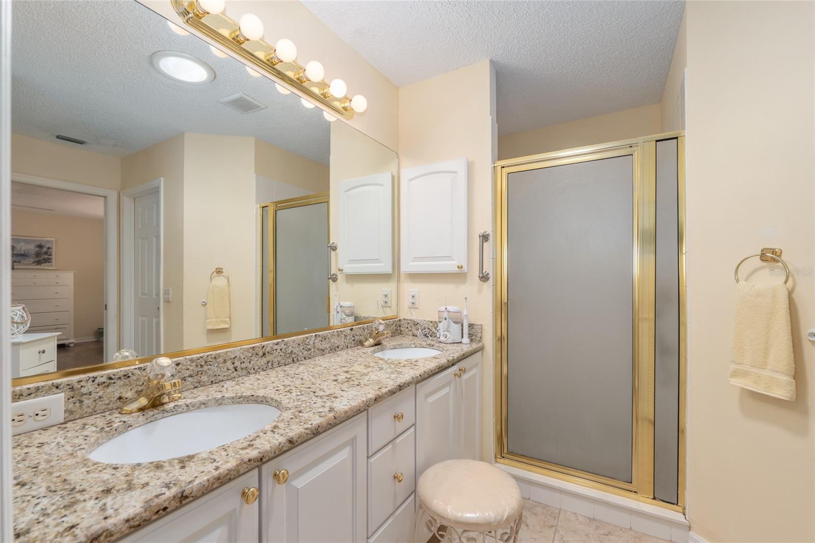 Image 13 of 28 For 9430 177th Simons Lane