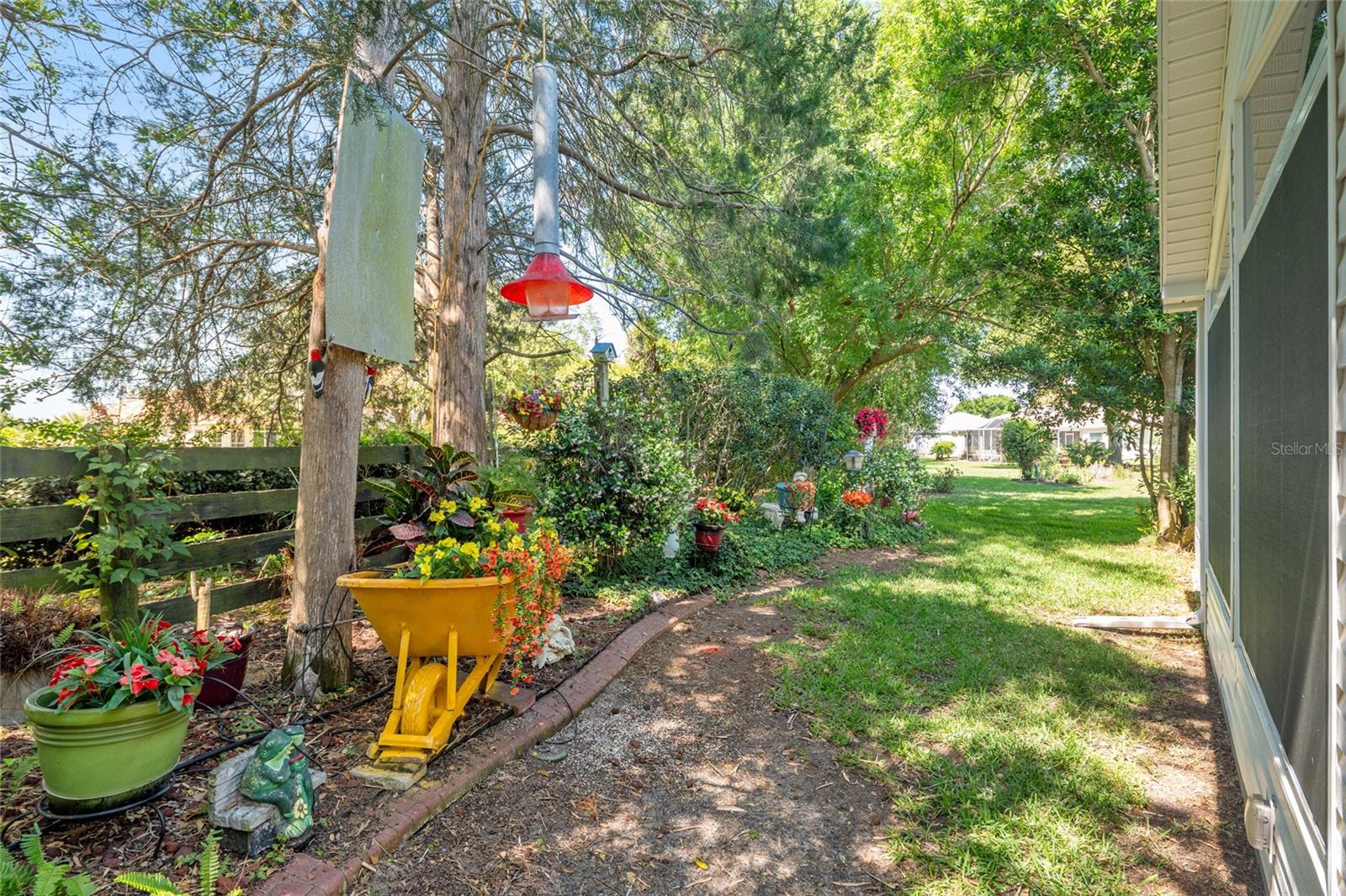 Image 25 of 28 For 9430 177th Simons Lane