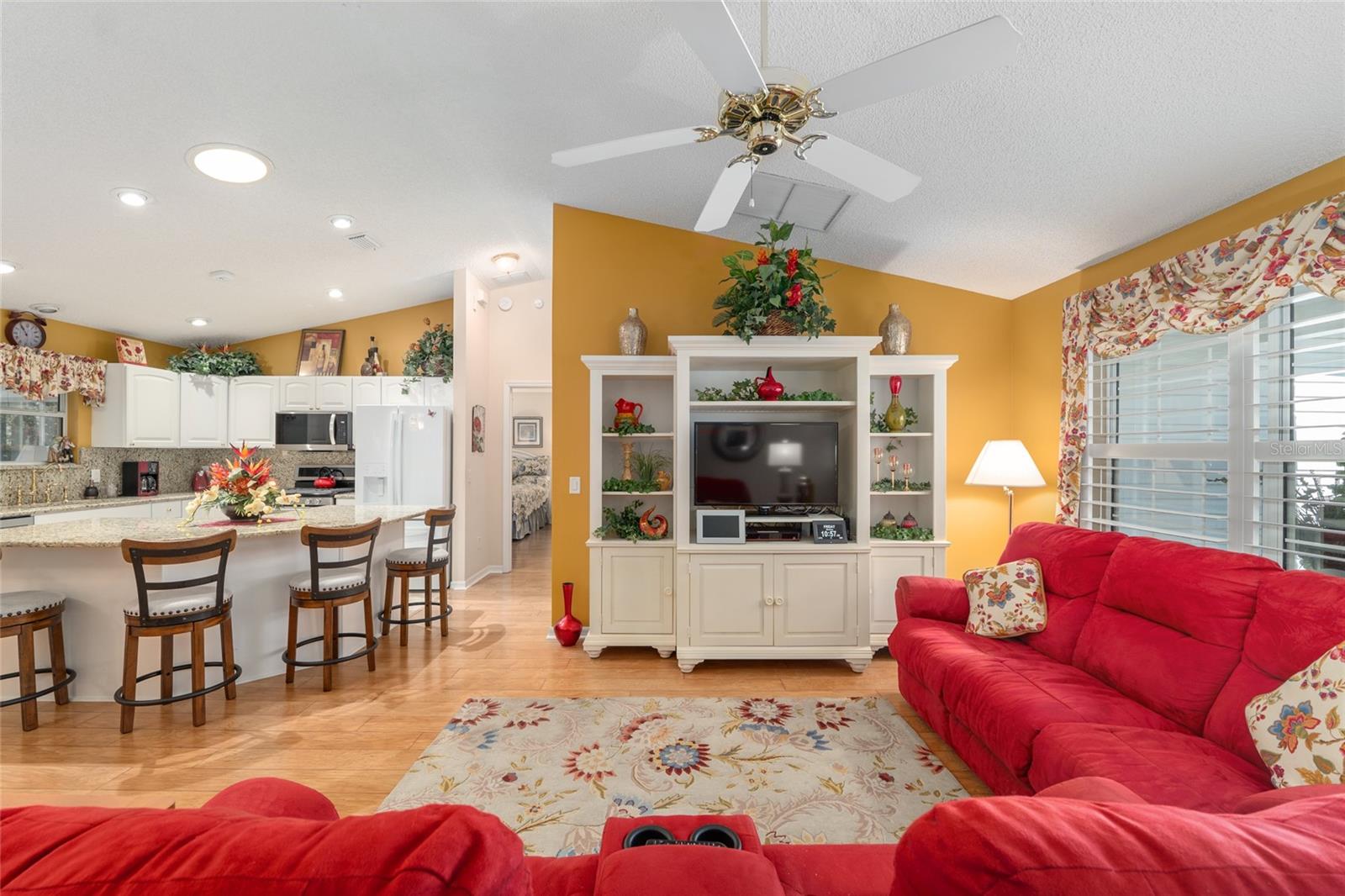 Image 4 of 28 For 9430 177th Simons Lane