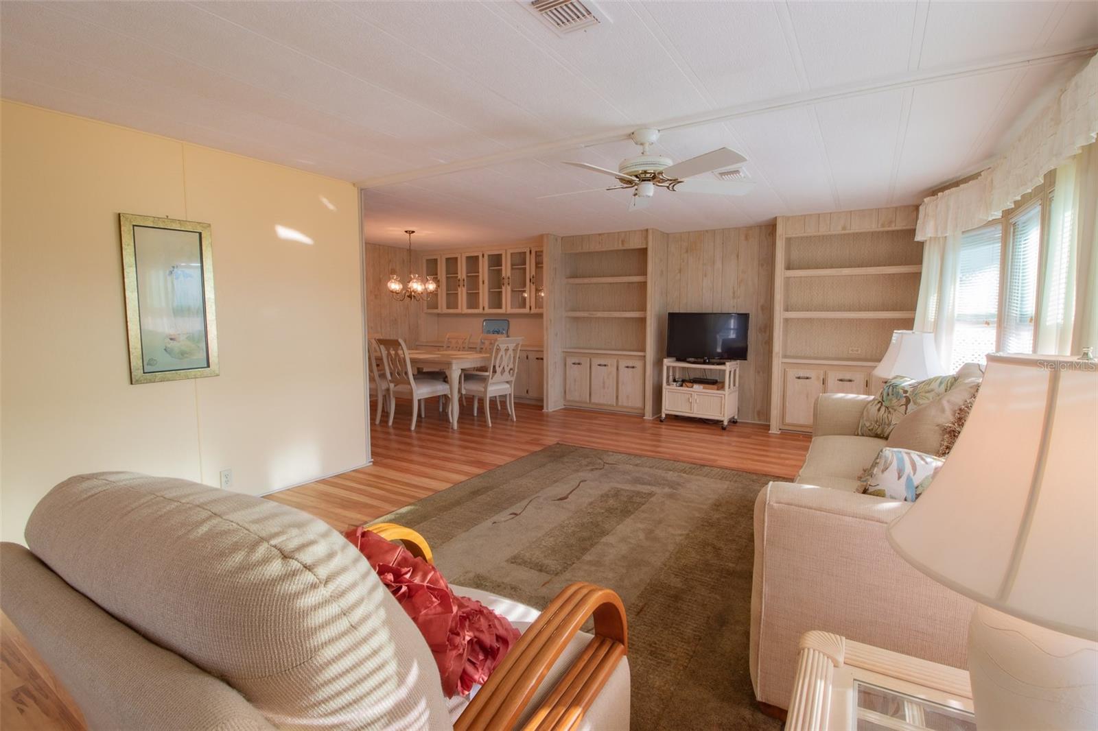 Image 16 of 56 For 9141 Salisbury Drive