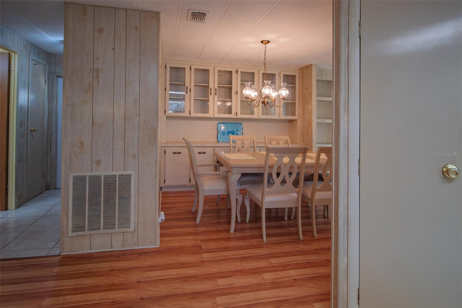 Image 24 of 56 For 9141 Salisbury Drive