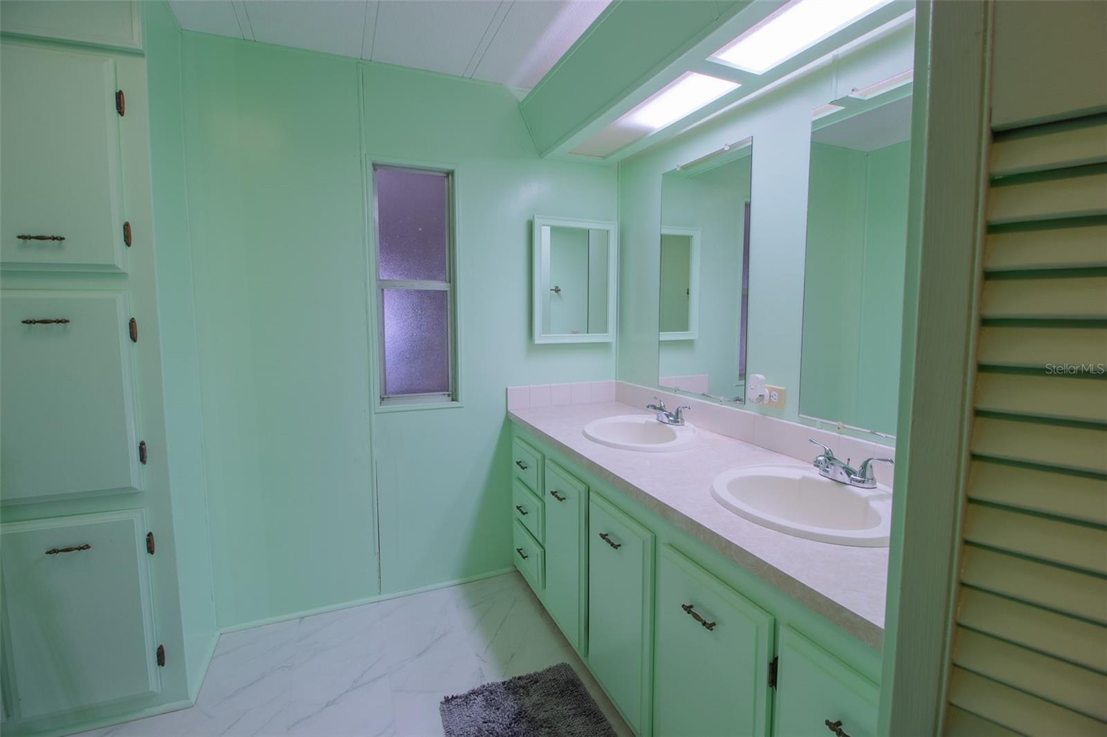 Image 31 of 56 For 9141 Salisbury Drive