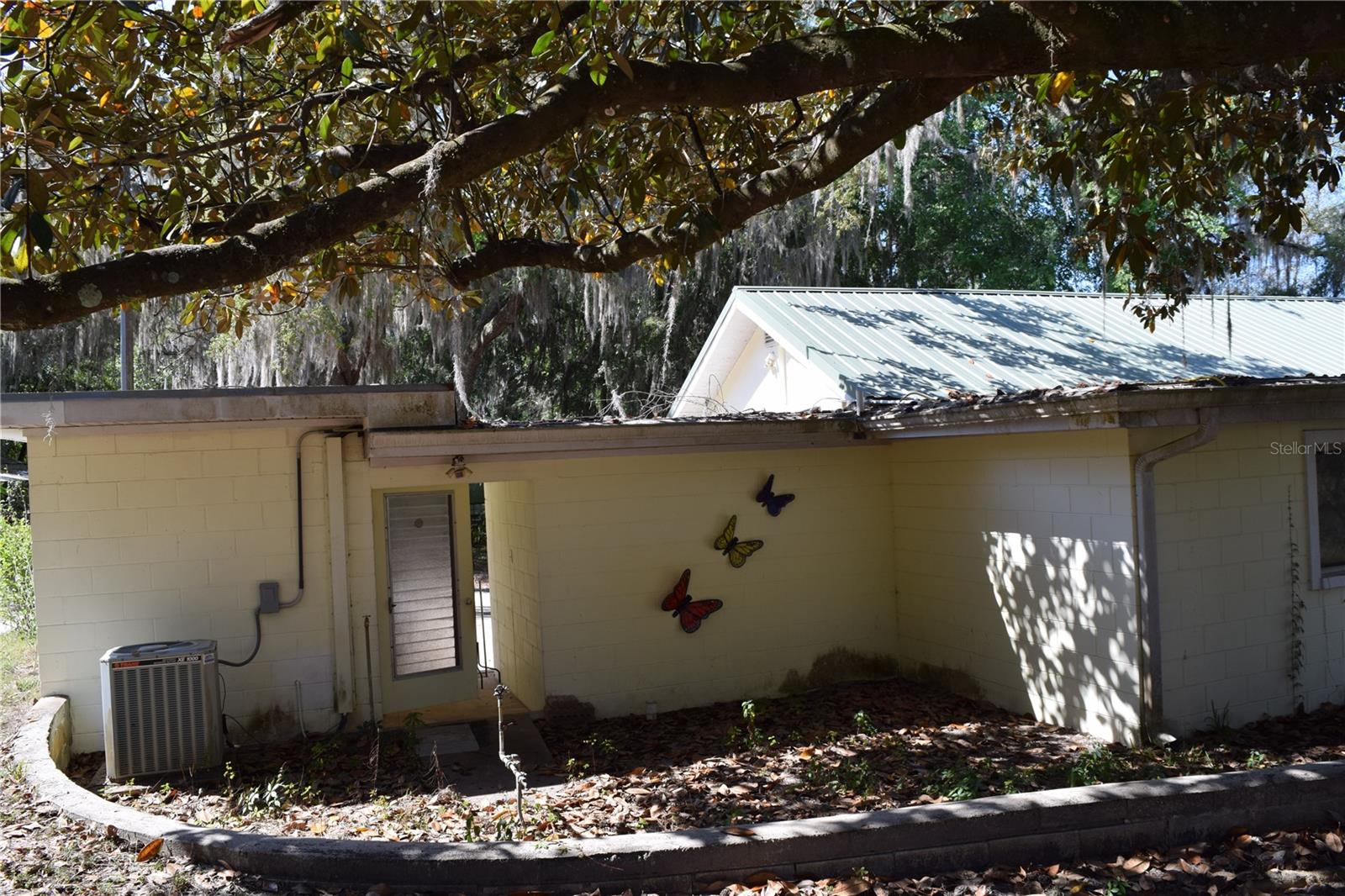 Image 3 of 35 For 121 Aweema Way