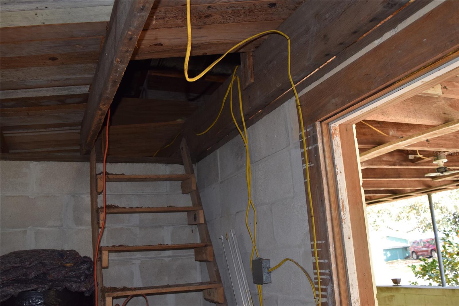 Image 30 of 35 For 121 Aweema Way