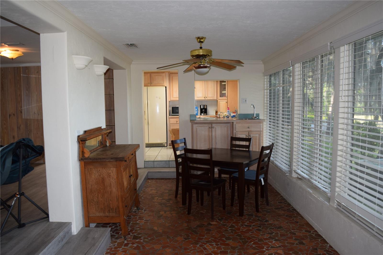 Image 8 of 35 For 121 Aweema Way