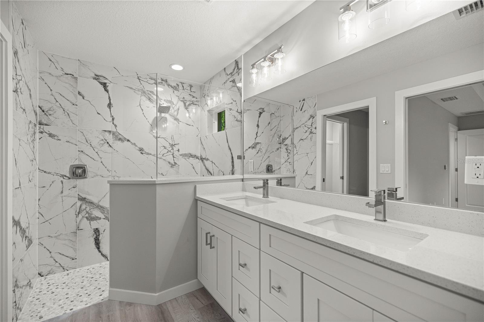 Image 23 of 29 For 4020 156th  