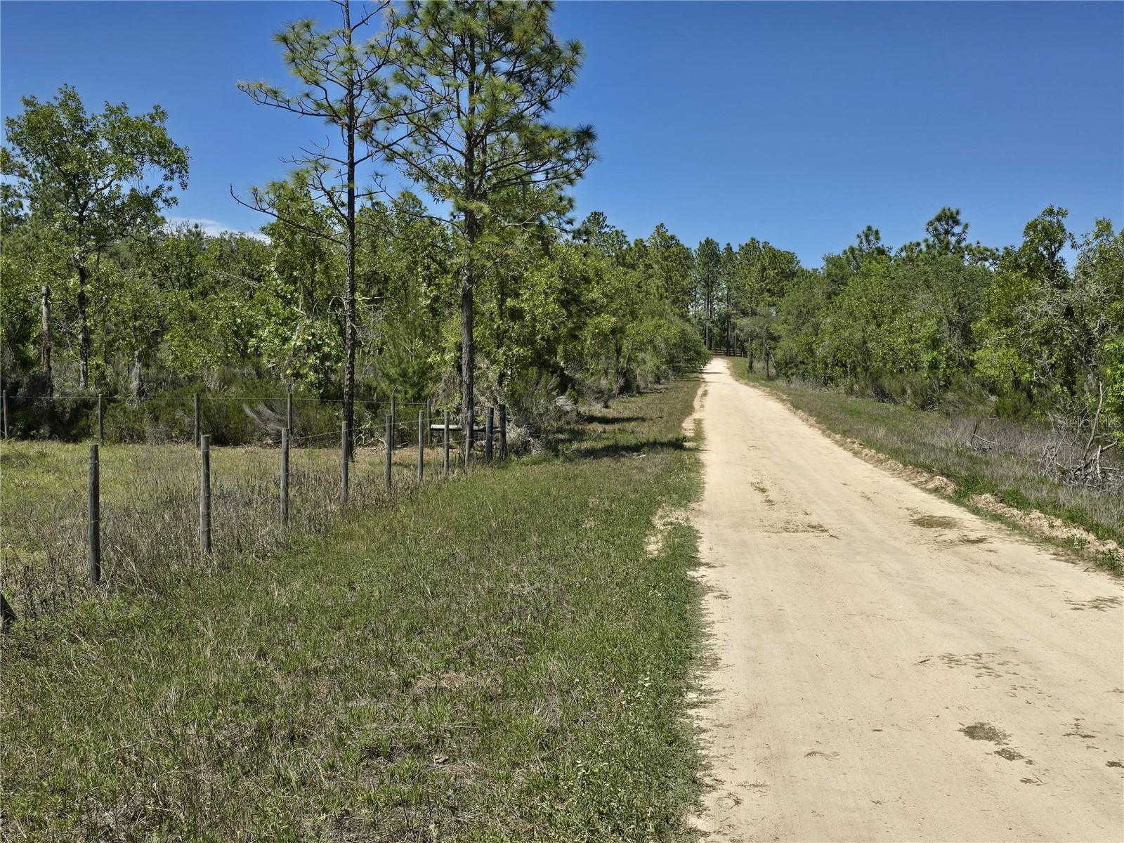 Image 14 of 15 For 00 129th Avenue