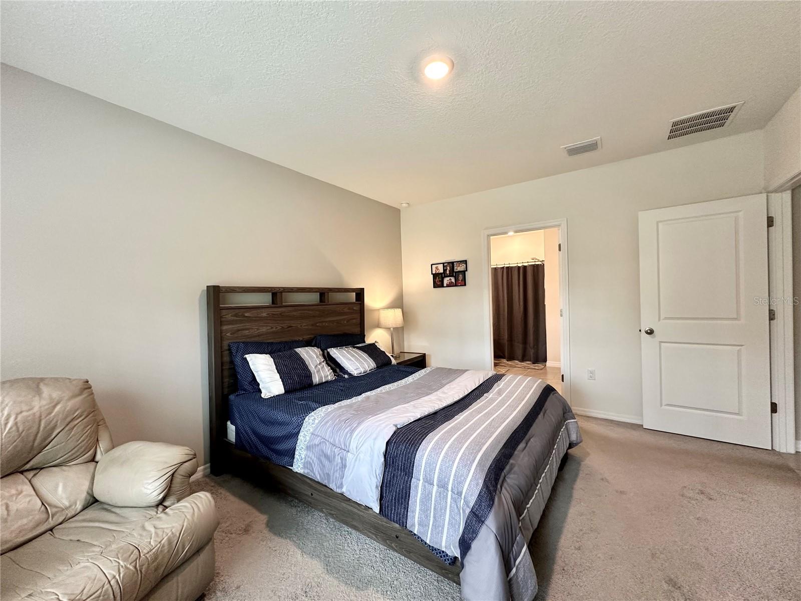 Image 10 of 22 For 19 Hickory Course Radial