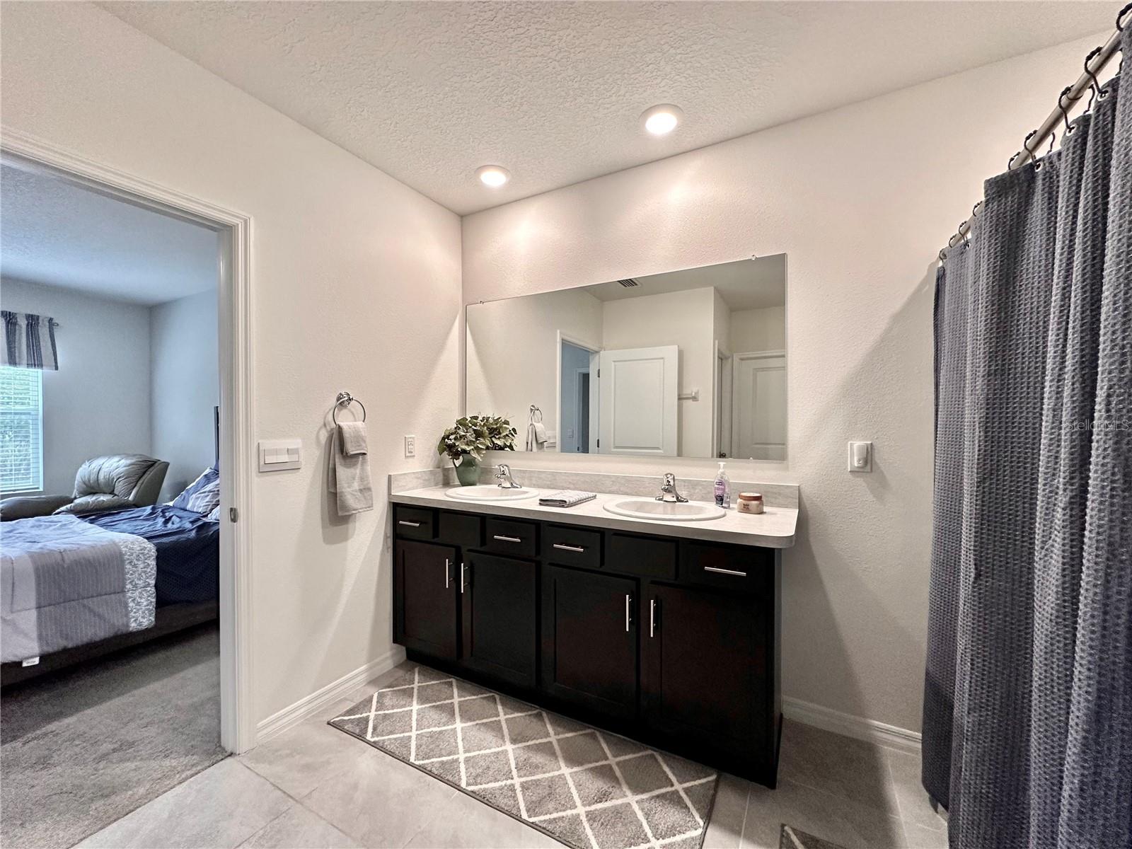 Image 12 of 22 For 19 Hickory Course Radial