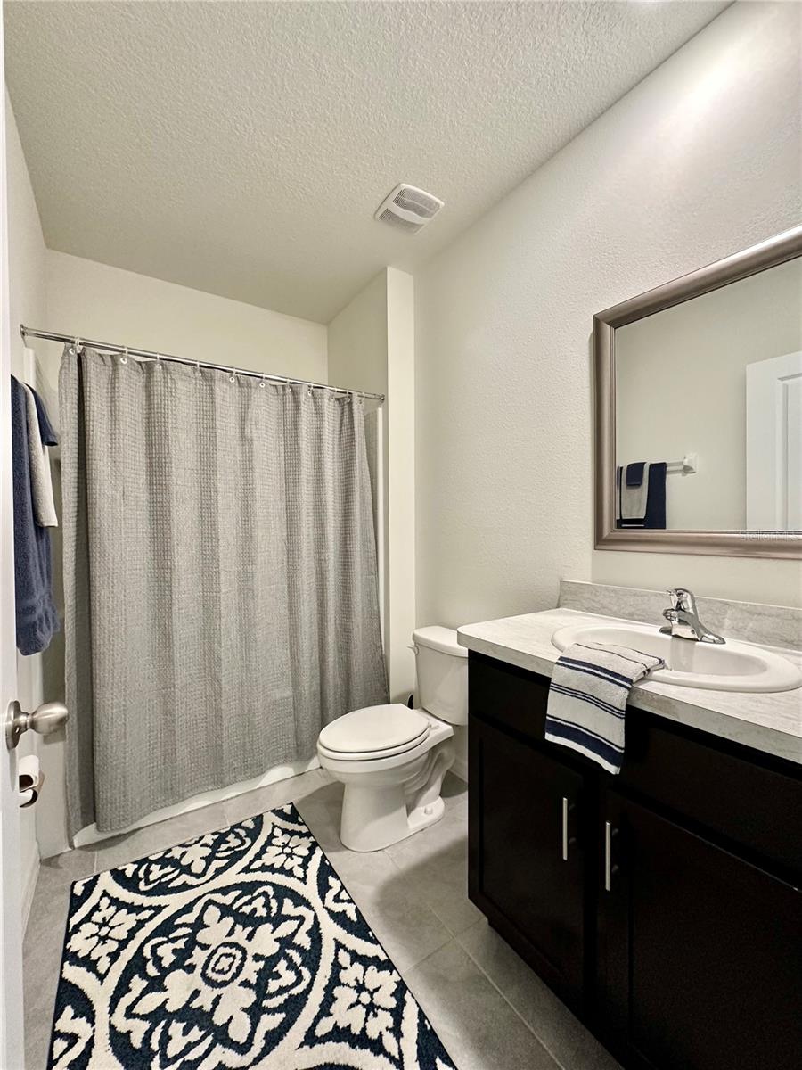 Image 14 of 22 For 19 Hickory Course Radial