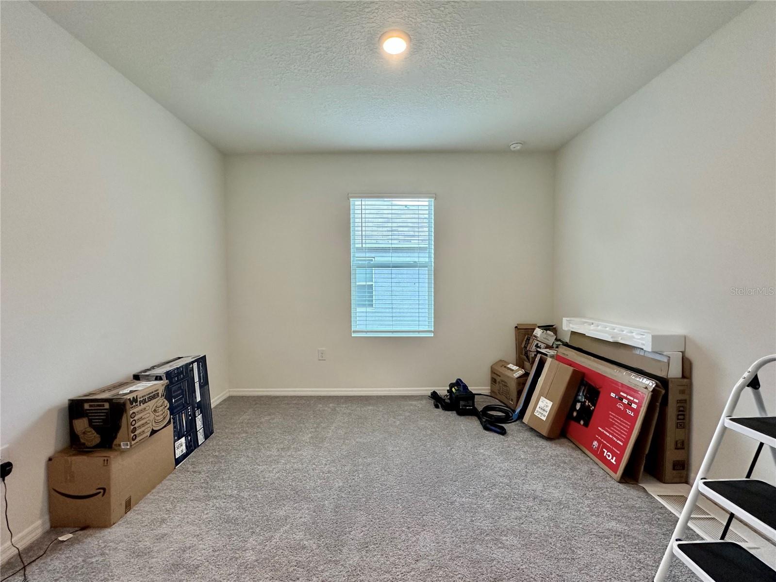 Image 20 of 22 For 19 Hickory Course Radial