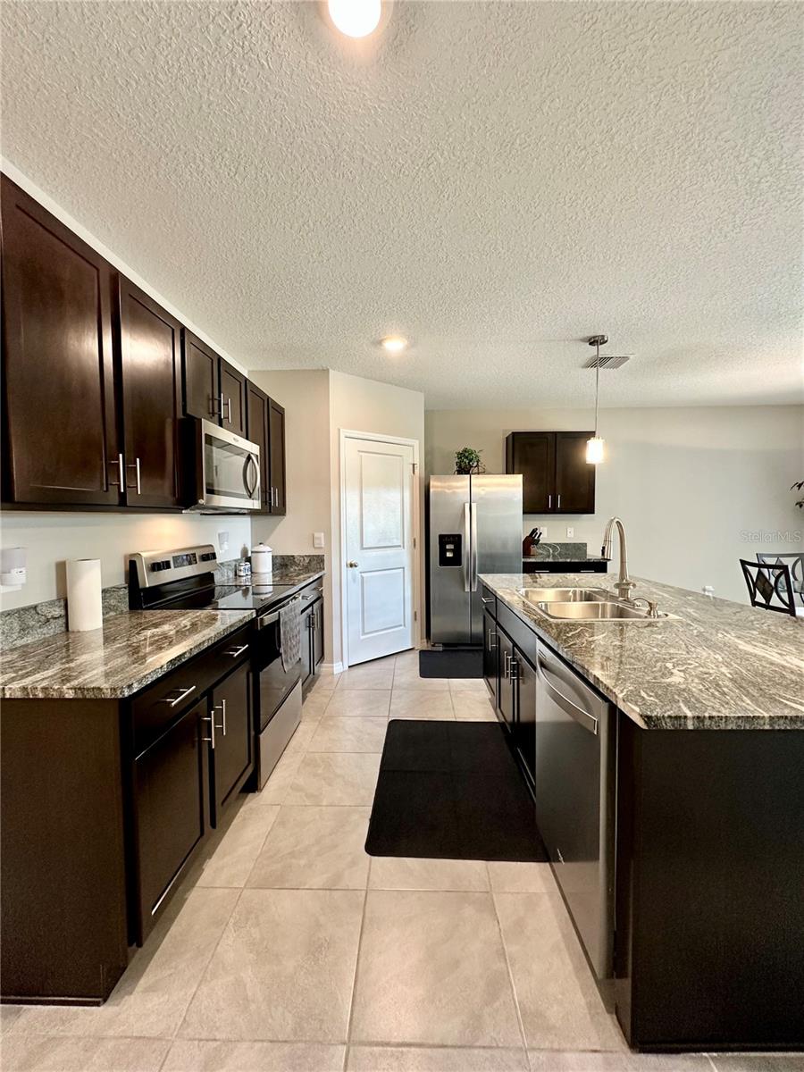 Image 7 of 22 For 19 Hickory Course Radial