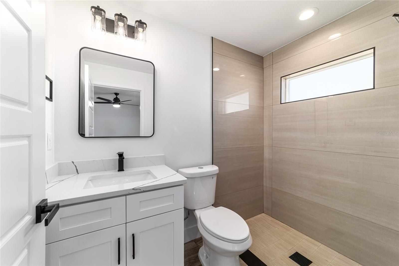 Image 15 of 31 For 13873 101 Street