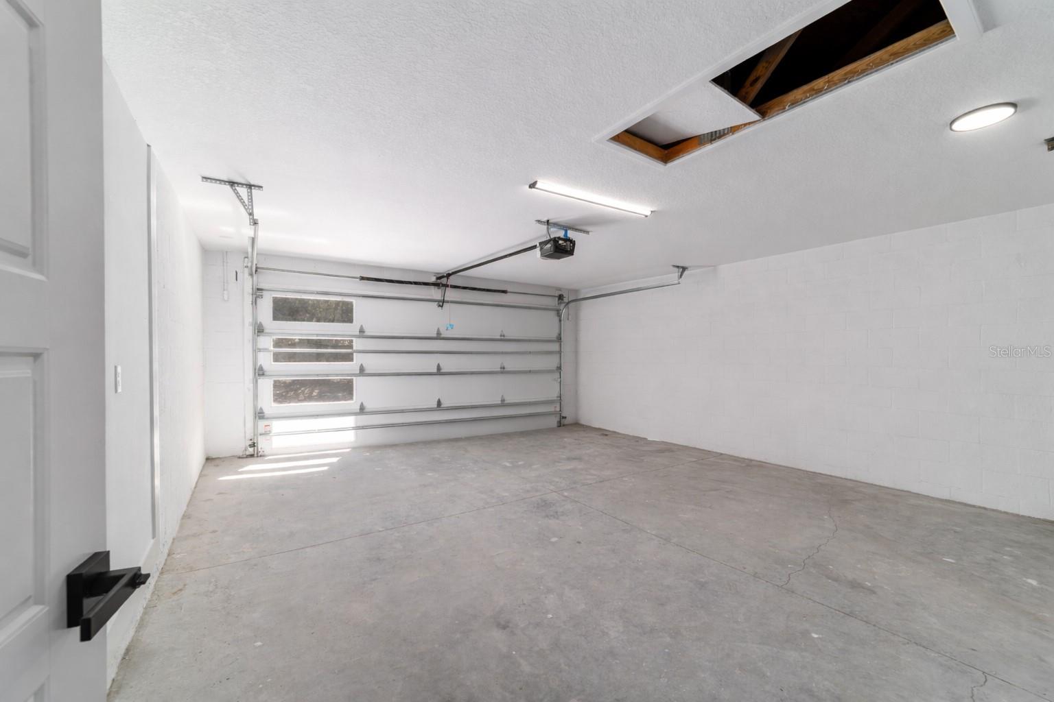 Image 26 of 31 For 13873 101 Street