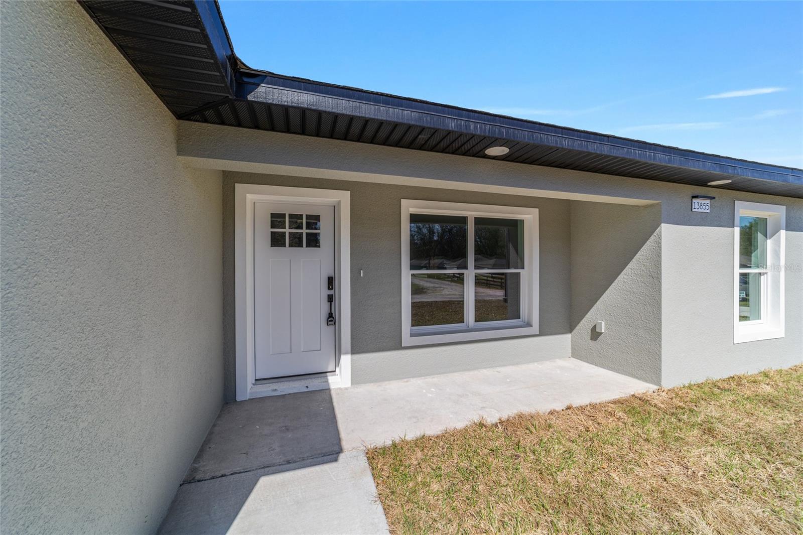 Image 3 of 31 For 13873 101 Street