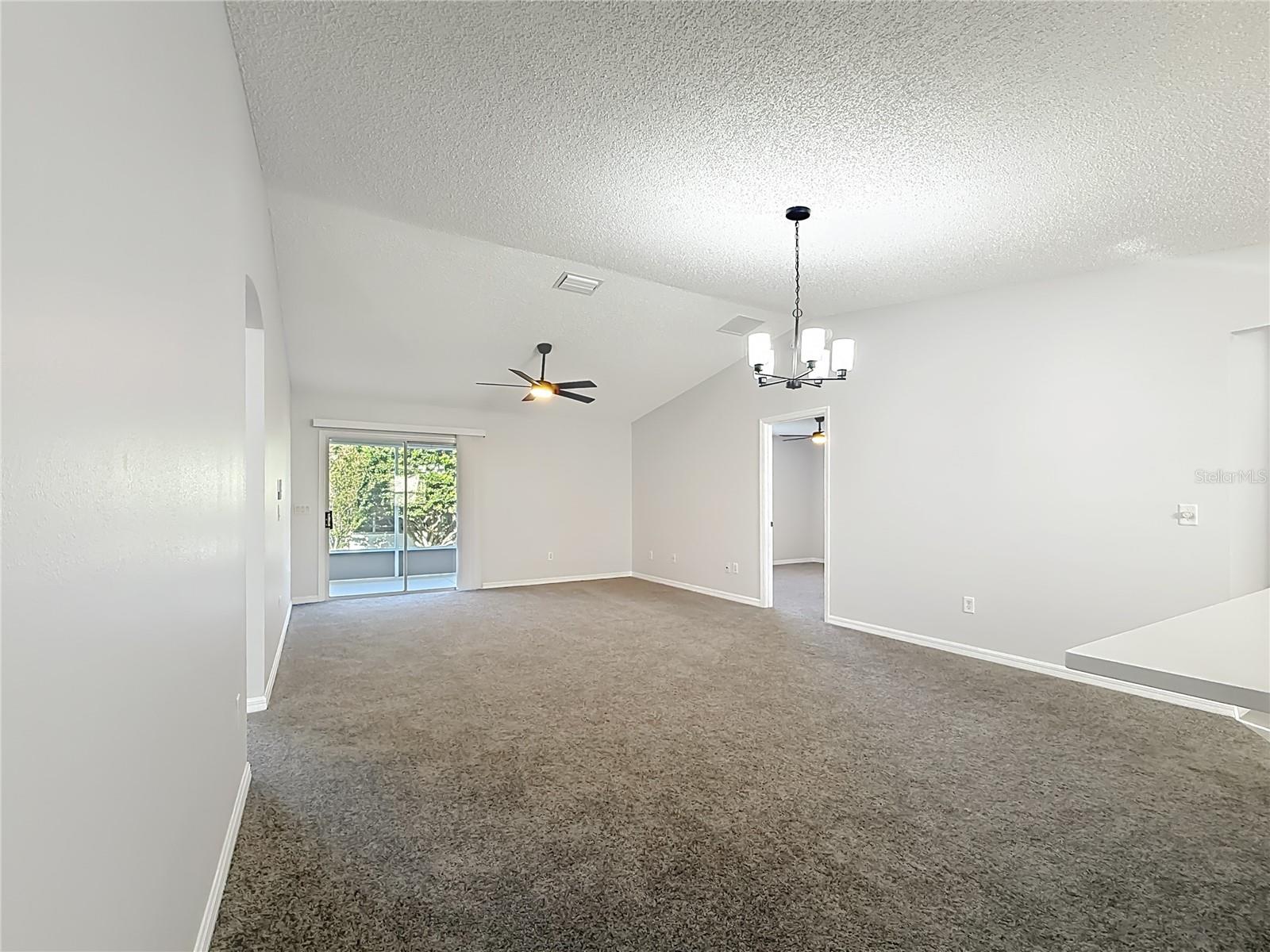 Image 11 of 42 For 3248 Richmond Drive