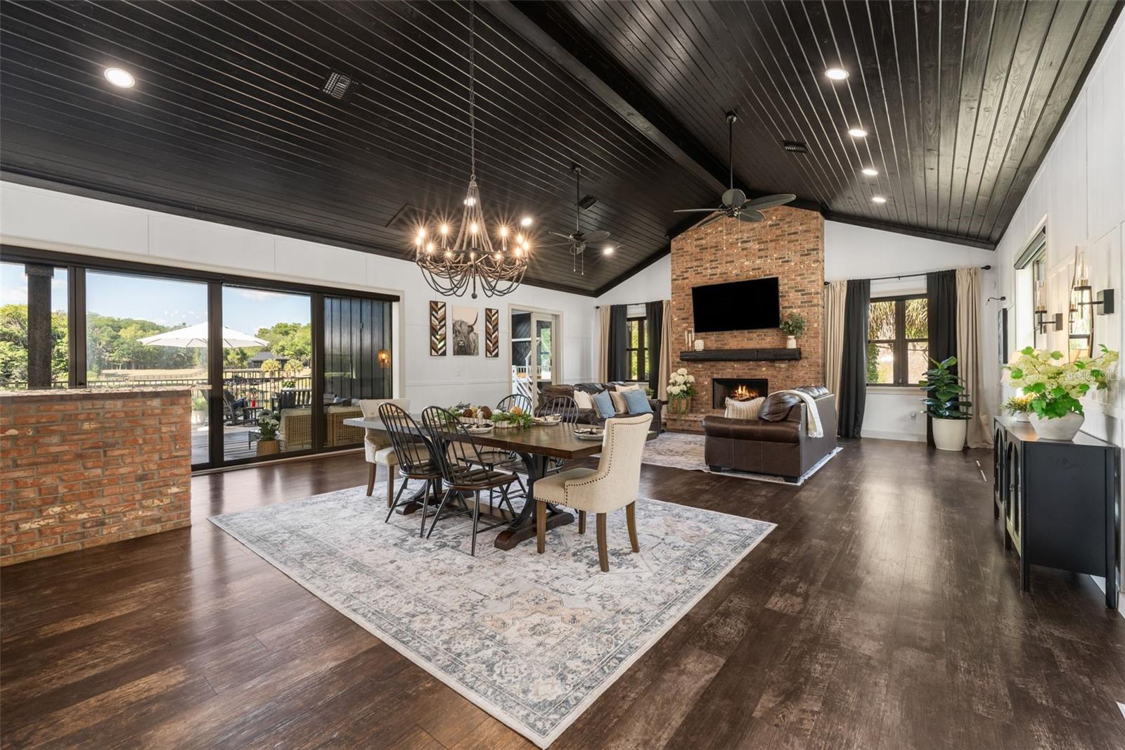 Image 12 of 94 For 17995 24th Terrace