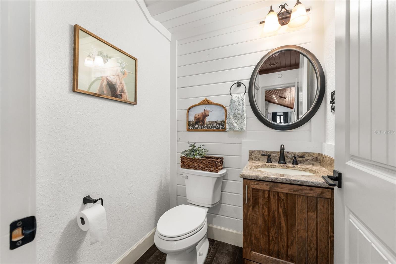 Image 27 of 94 For 17995 24th Terrace