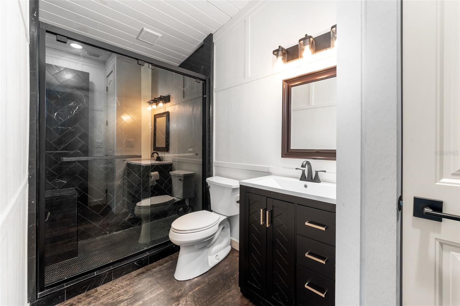 Image 30 of 94 For 17995 24th Terrace