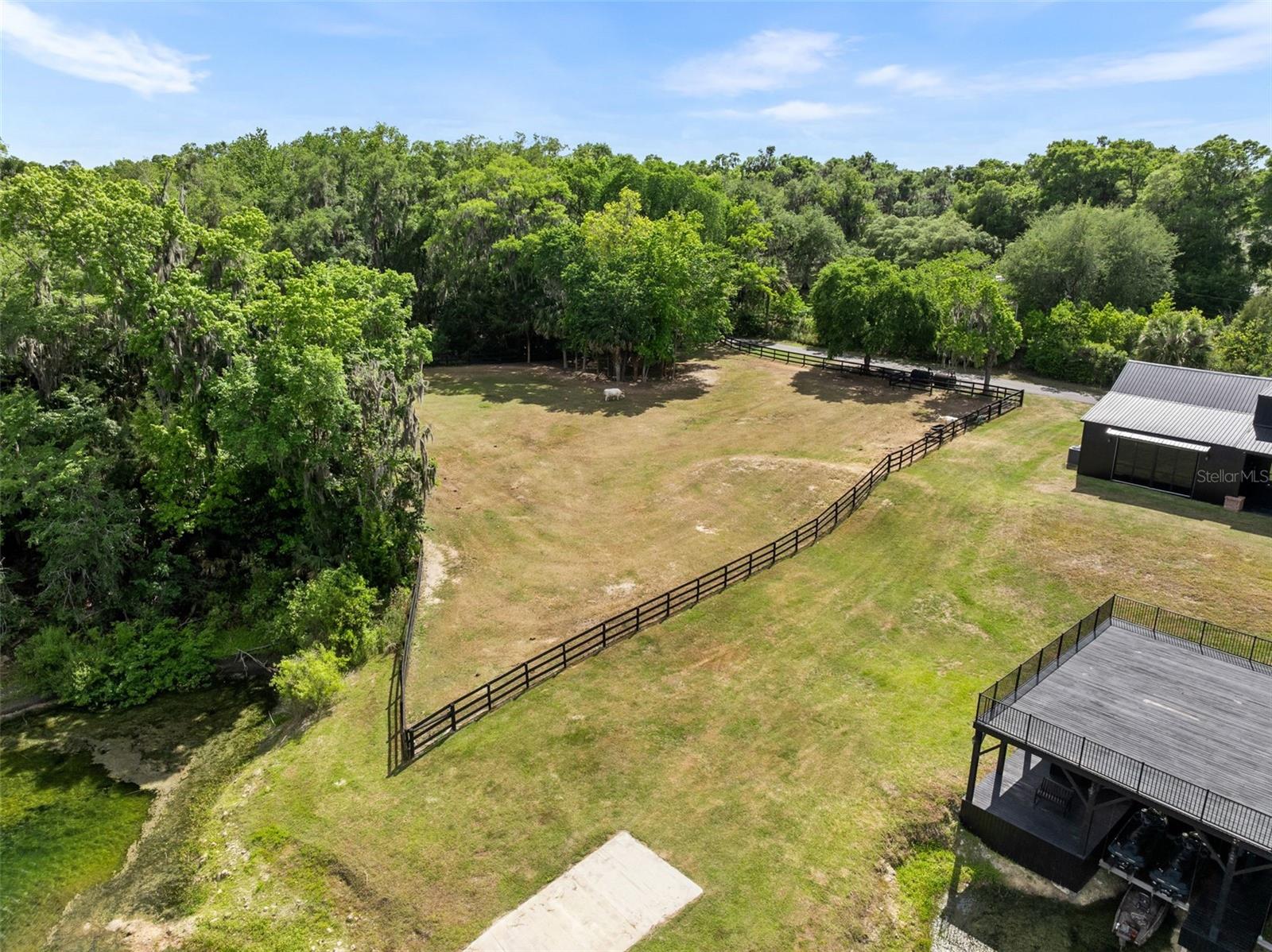 Image 46 of 94 For 17995 24th Terrace