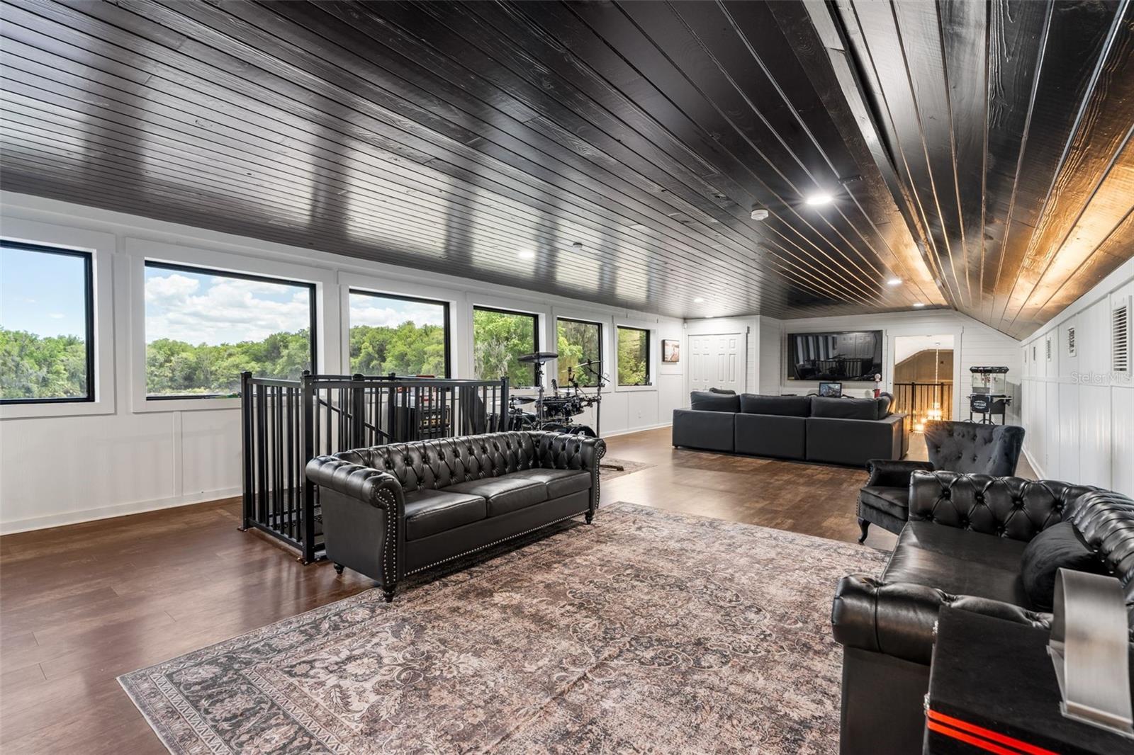 Image 57 of 94 For 17995 24th Terrace