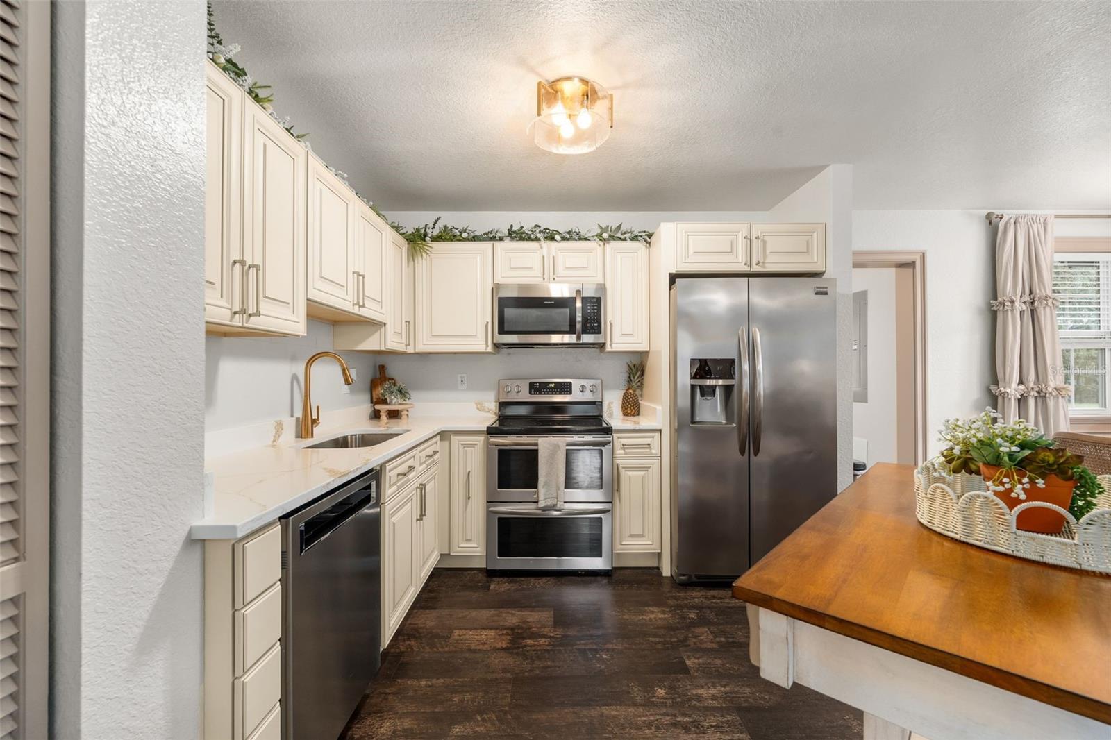 Image 90 of 94 For 17995 24th Terrace