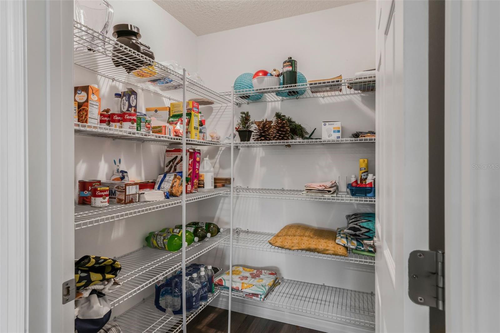 Image 24 of 48 For 276 Cunningham Avenue