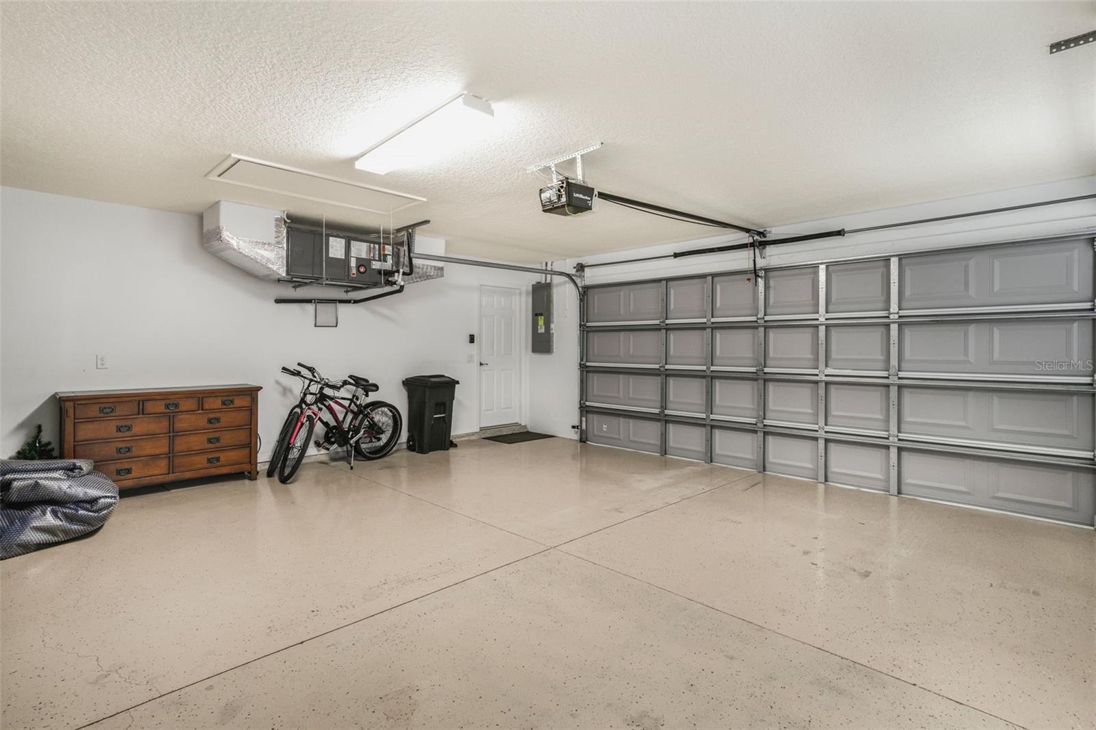 Image 46 of 48 For 276 Cunningham Avenue